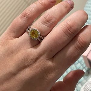 Yellow topaz ring